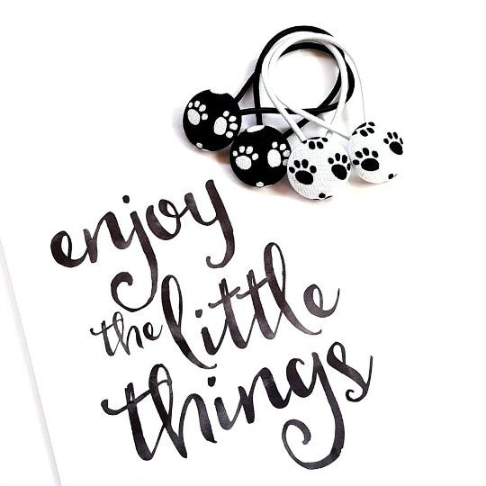 Enjoy the Little Things with Paws Buttons